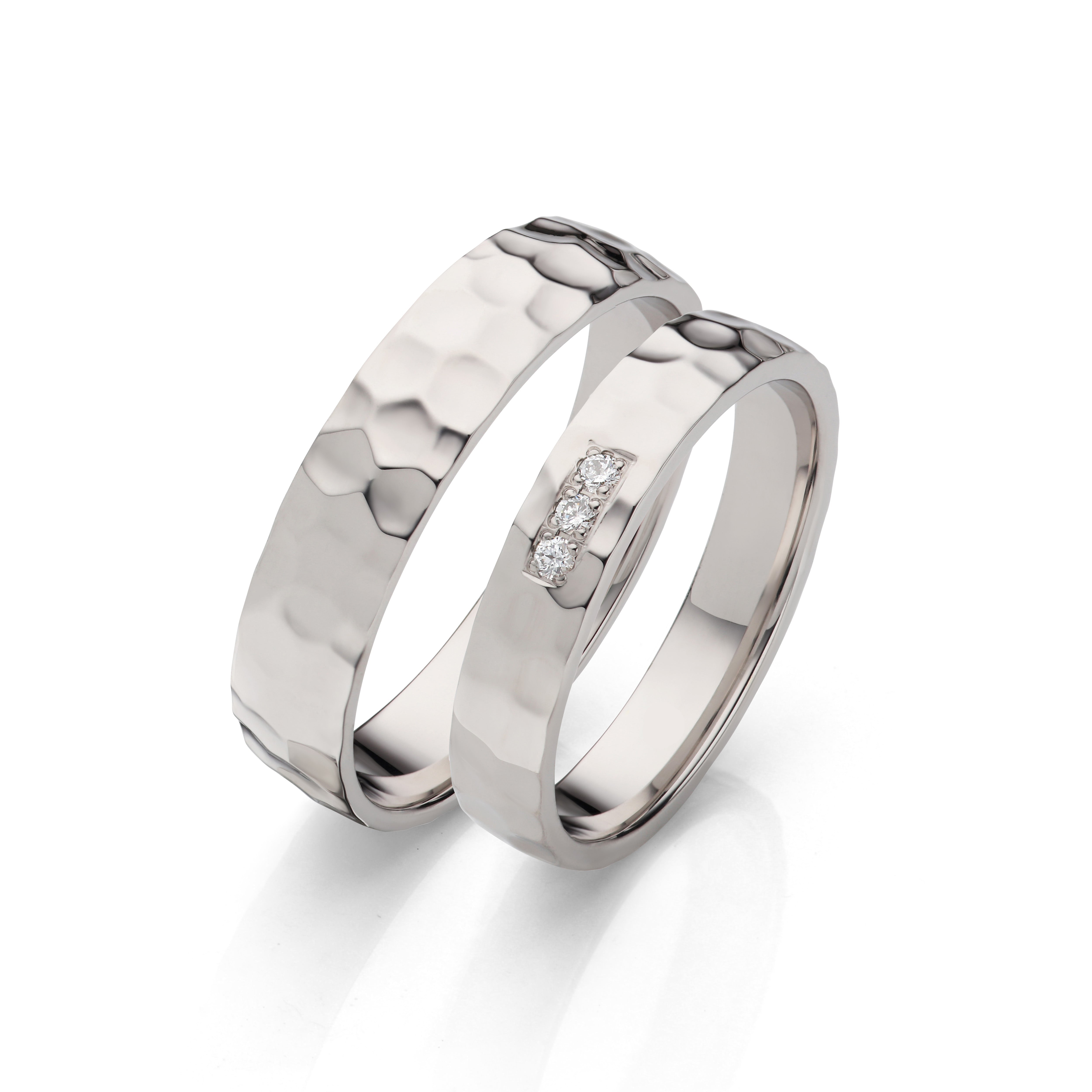 18K White Gold Hammered Wedding Ring Pair