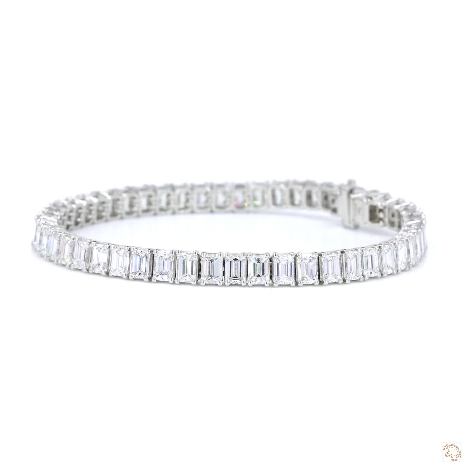 Emerald Cut Diamonds Tennis Bracelet (0.20ct Per Diamond)