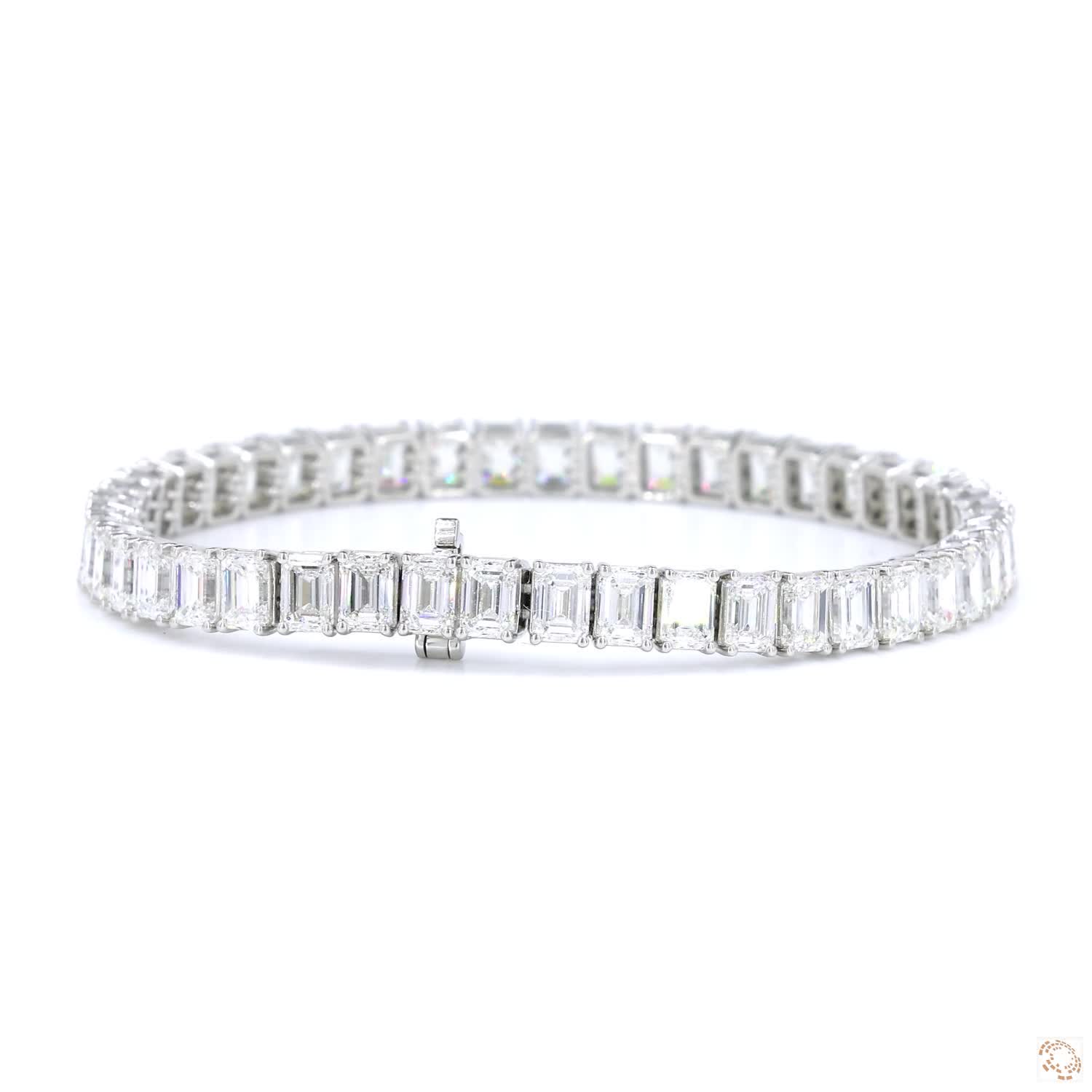 Emerald Cut Diamonds Tennis Bracelet (0.30ct Per Diamond)
