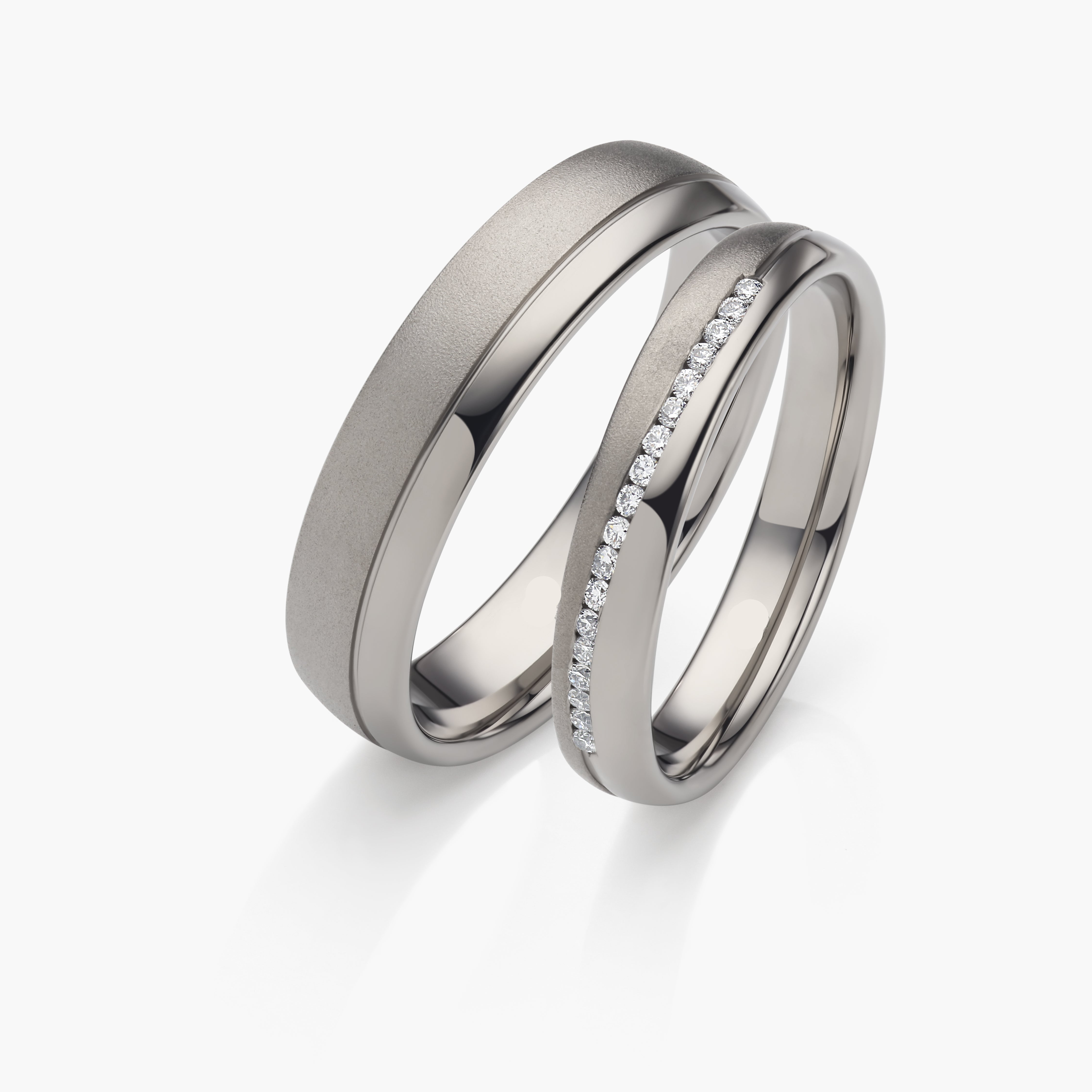Sandblast Finish 18K White Gold Wedding Ring Pair