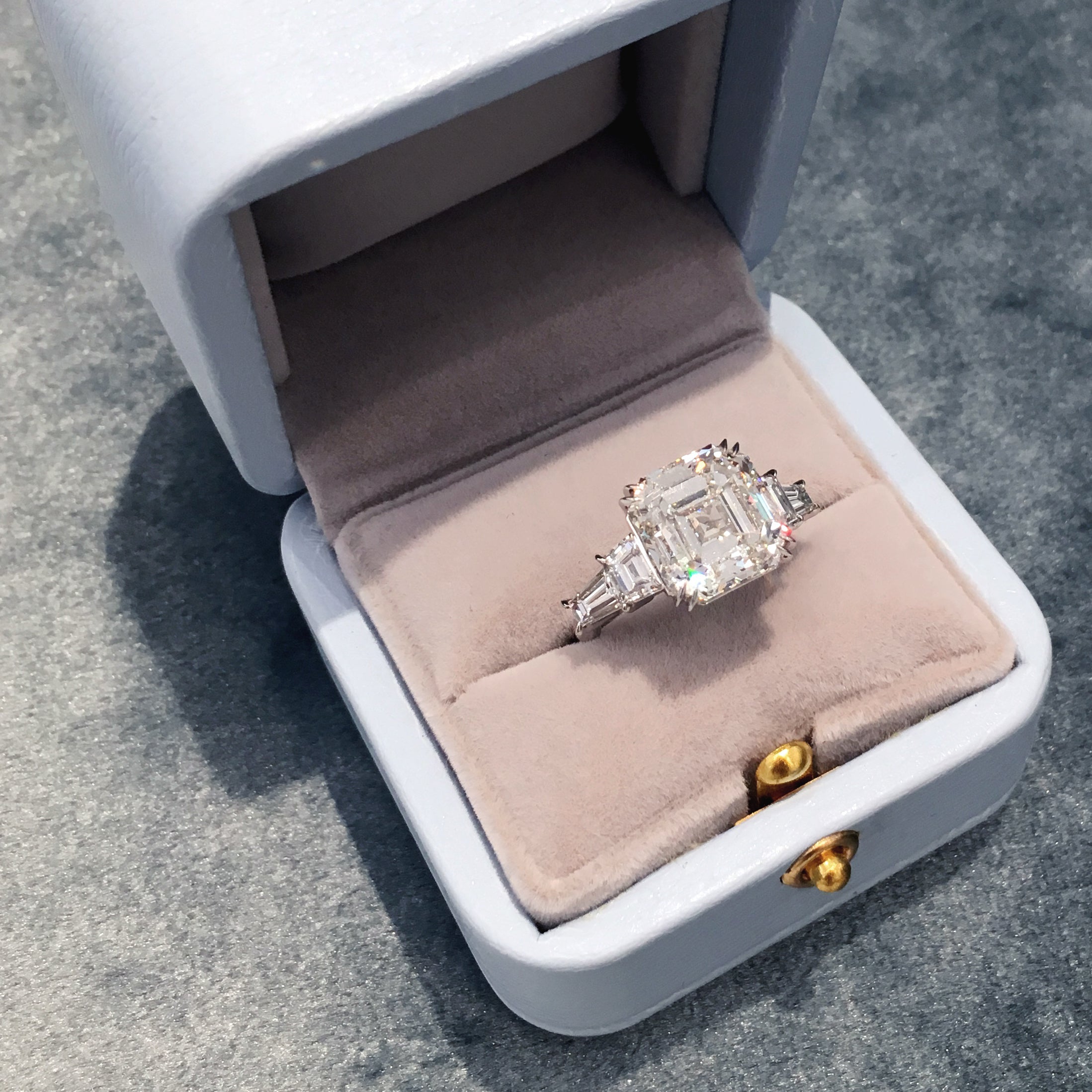 Say “I Do” with Gorgeous Rings From These Hong Kong Jewelers!