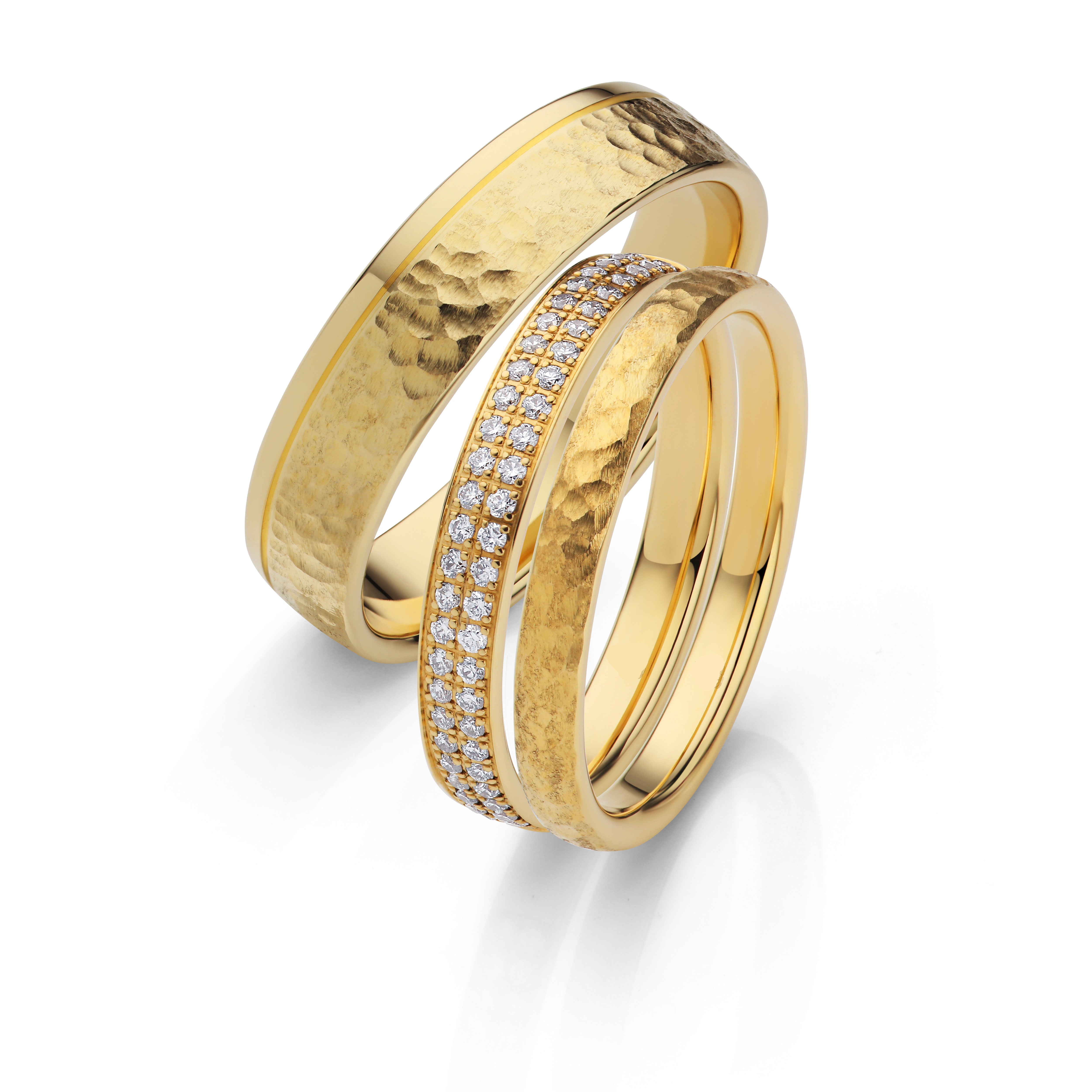 Hammered 18K Yellow Gold Wedding Ring Pair