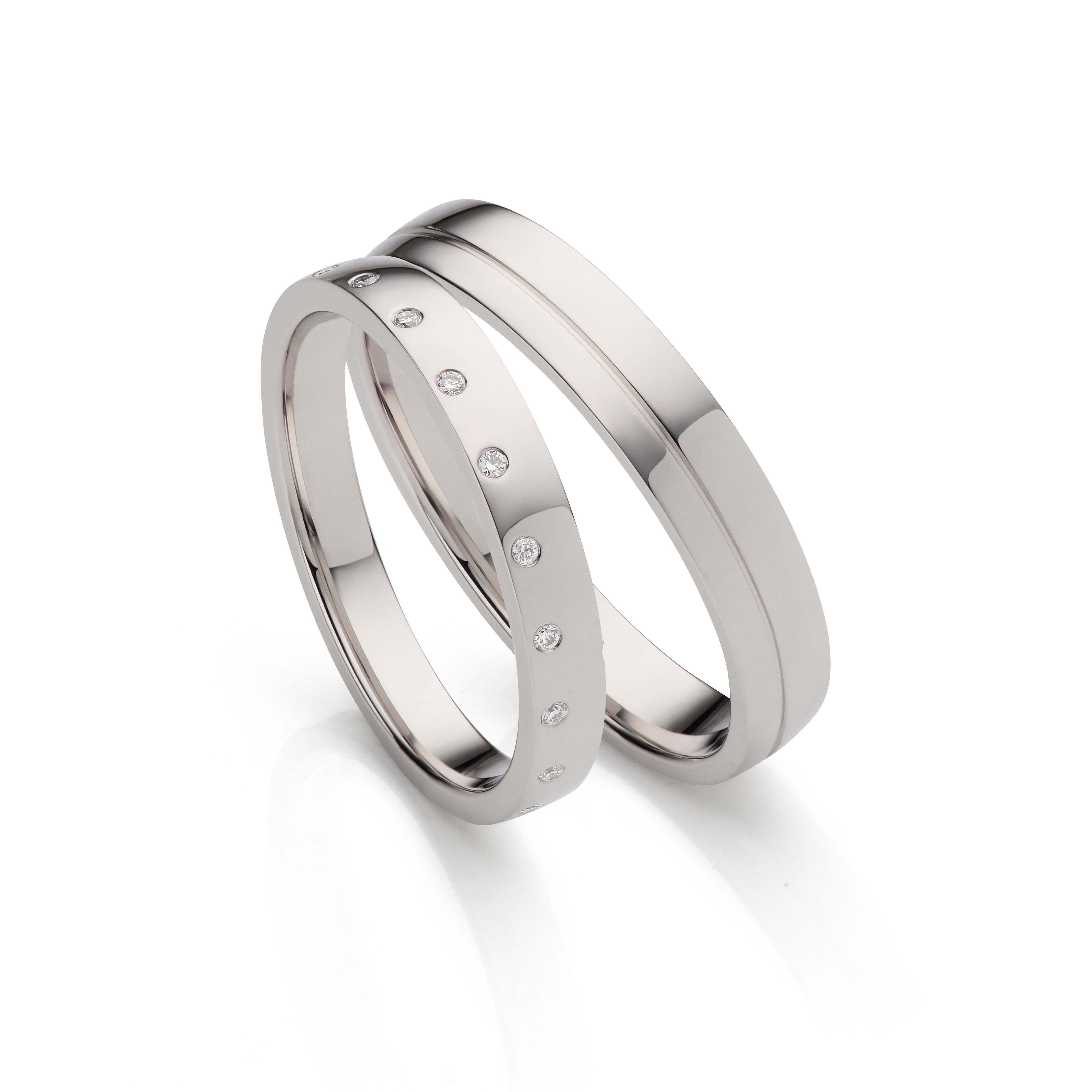 18K White Gold Wedding Ring Pair with Scattered Diamonds