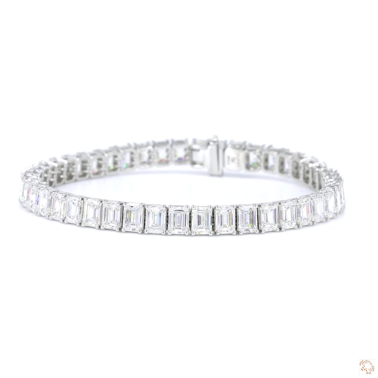 Emerald Cut Diamonds Tennis Bracelet (0.30ct Per Diamond)