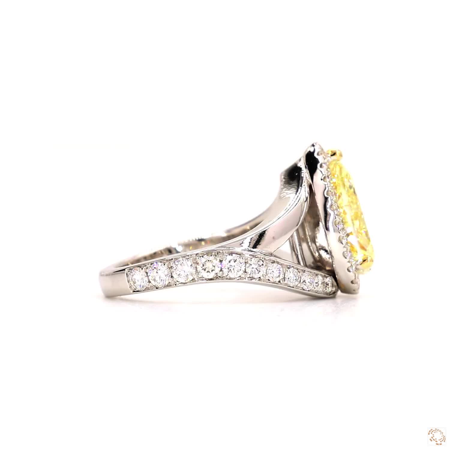 Light Yellow Pear Cut Diamond Engagement Ring