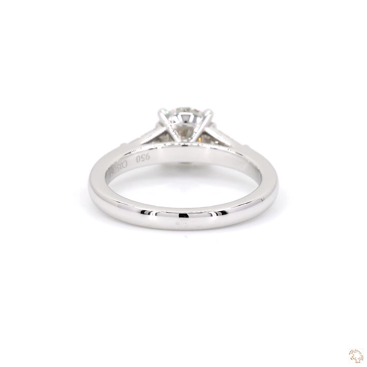 Three-Stone Round Diamond Ring (1.05ct)
