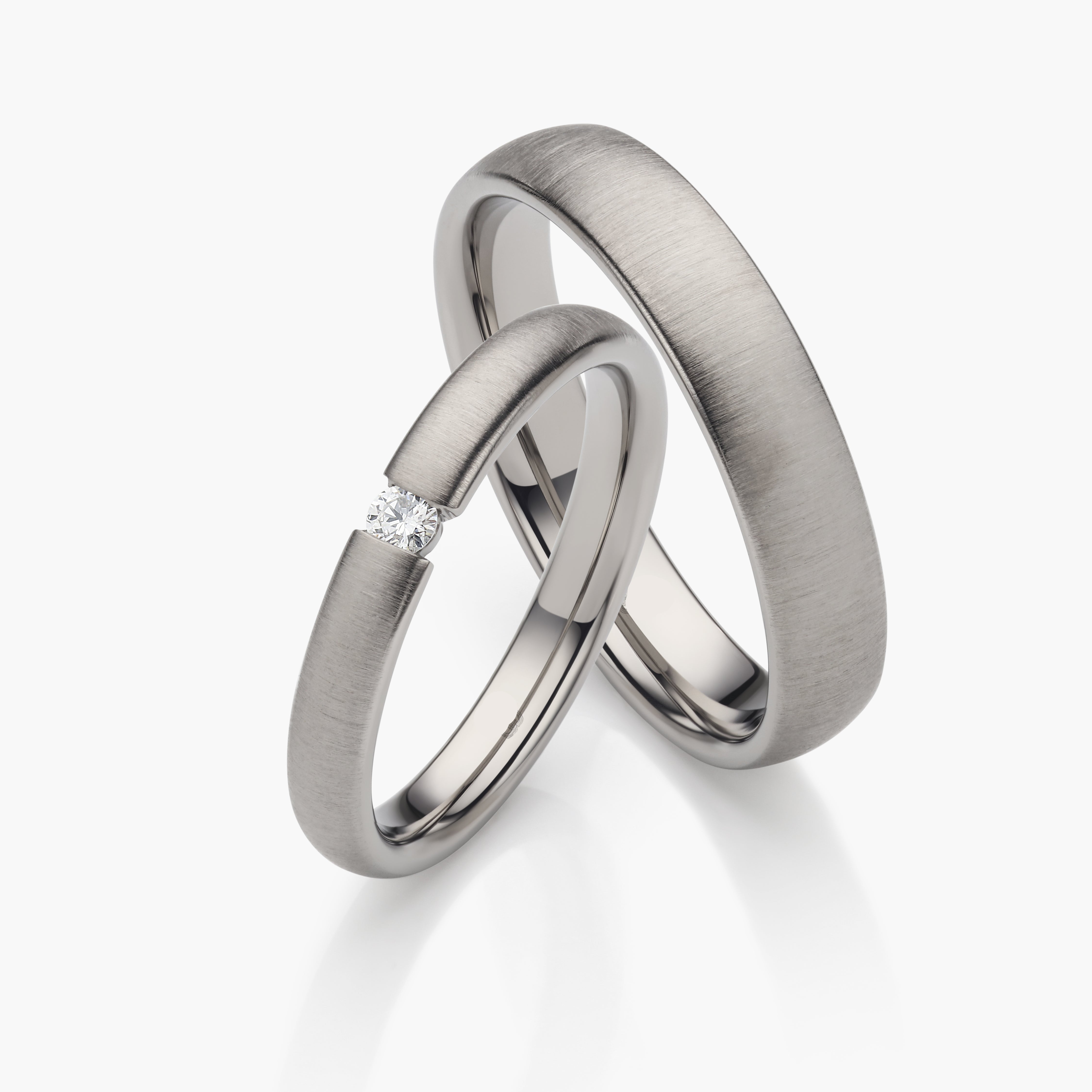 18K White Gold Brushed Wedding Ring Pair